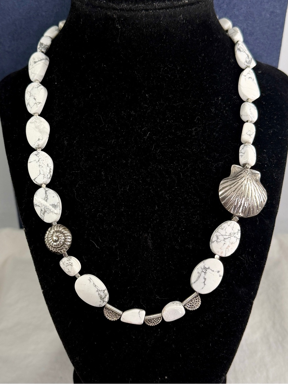 ARTISAN White Howlite with Silver Shell Accents Beaded Filigree Toggle Necklace